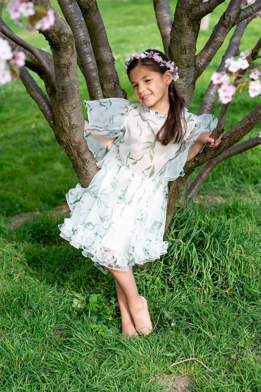 Robe mousseline de soie imprimé fleurs vertes - Modèle petite fille –  Maison Lou