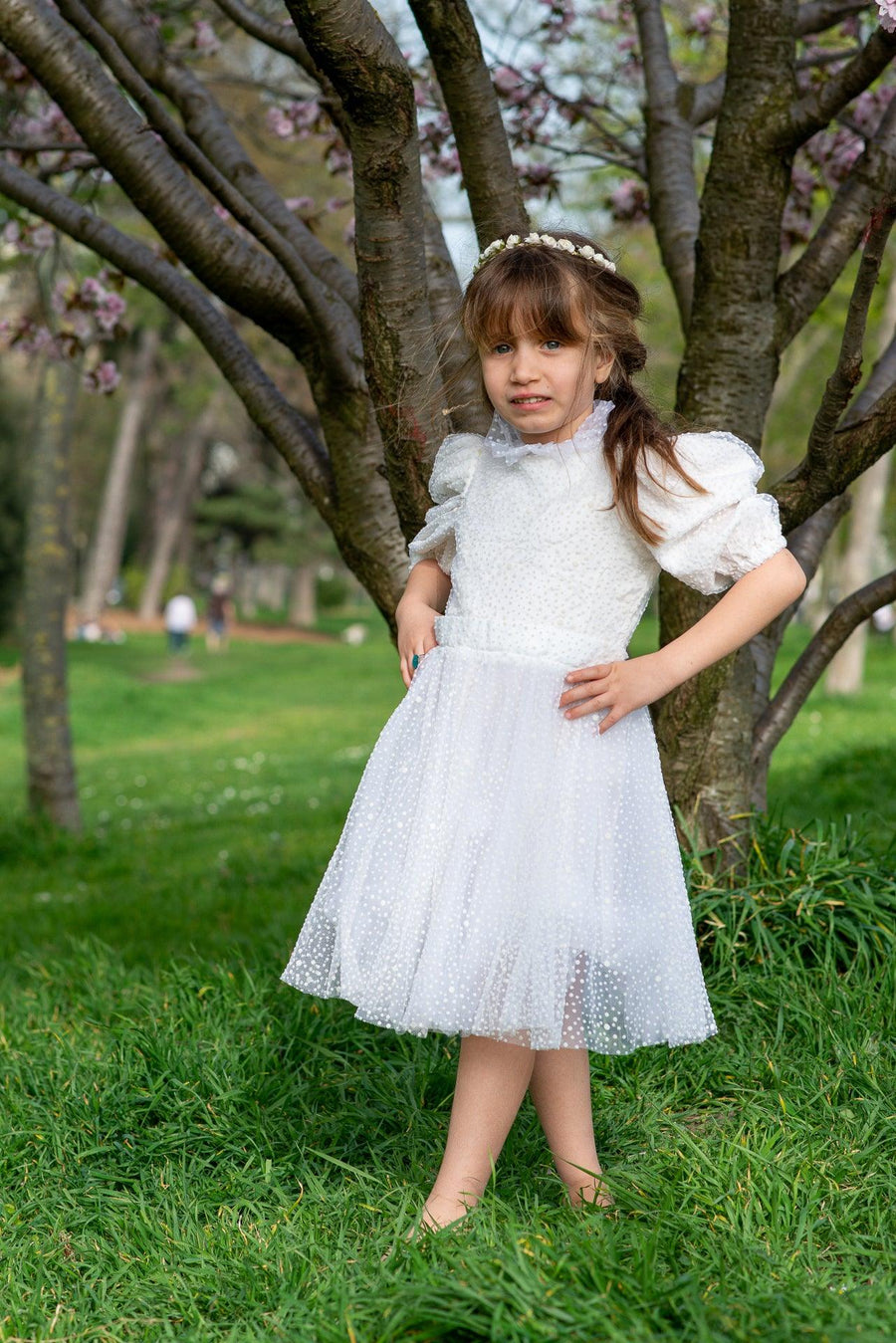 Robe blanche en tulle - Modèle petite fille - Maison Lou