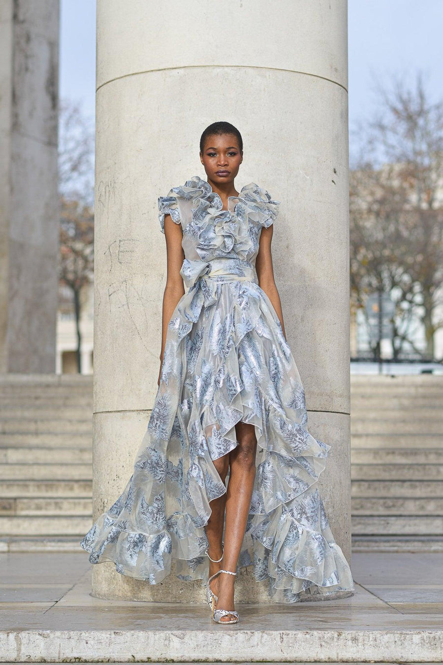 Robe Élégante avec Manches – Julie de la Rosa Robe Élégante avec Manches – Julie de la Rosa