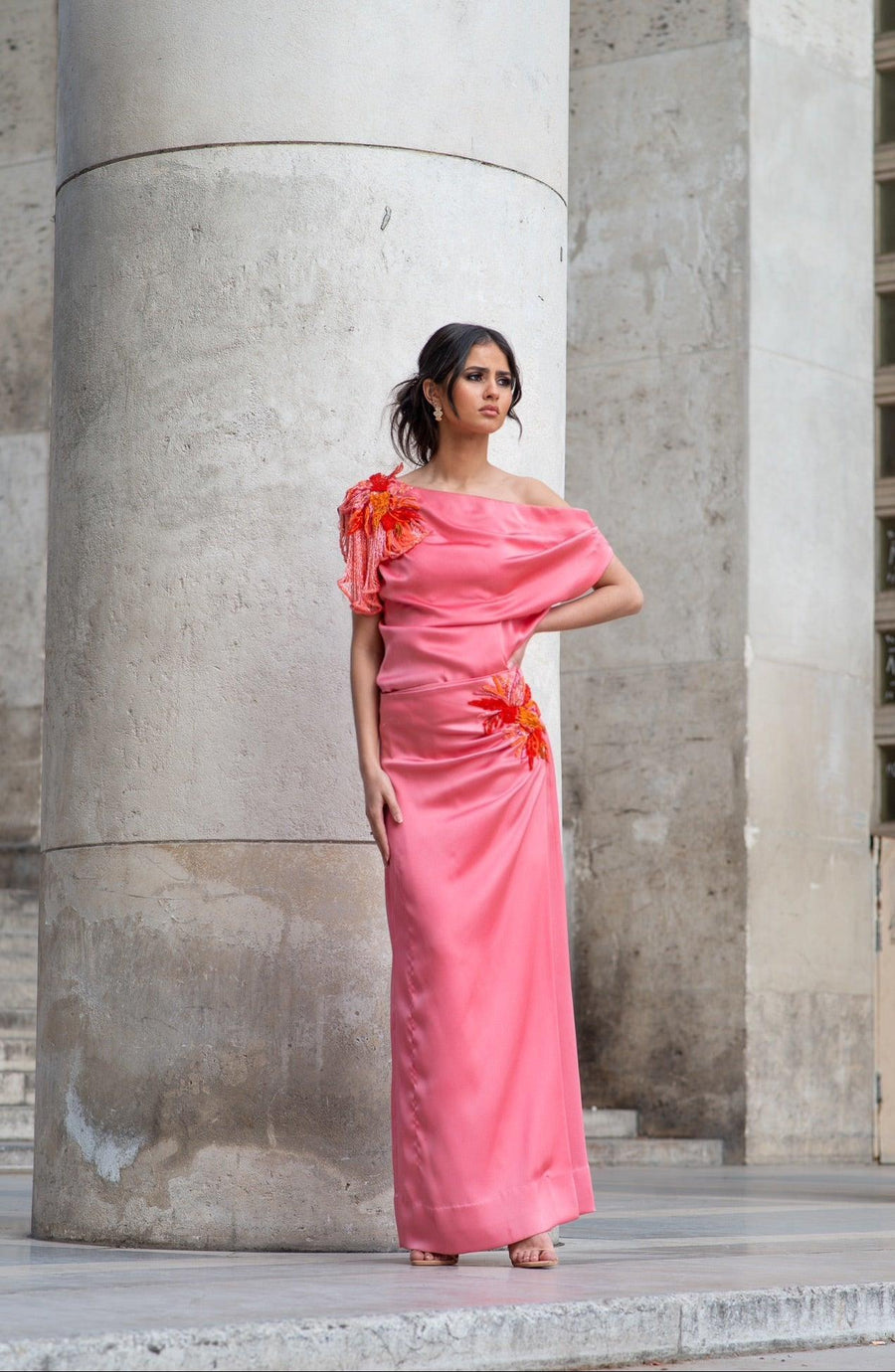 Model De Robe Longue En Tissu Soie Robe à Paillettes En Mousseline